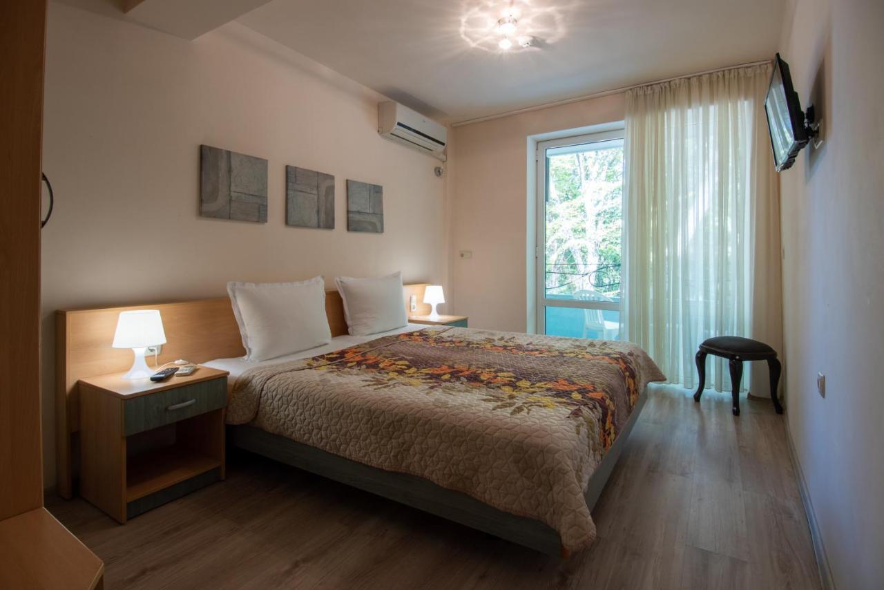 Ariana Hotel คีตาน ภายนอก รูปภาพ